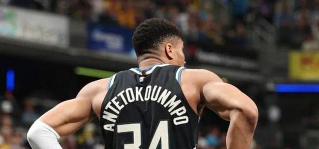 包含赛前全明星赛传出新动向；密尔沃基雄鹿强势反弹；管理层表态——信心回归；高层口径保持一致的词条